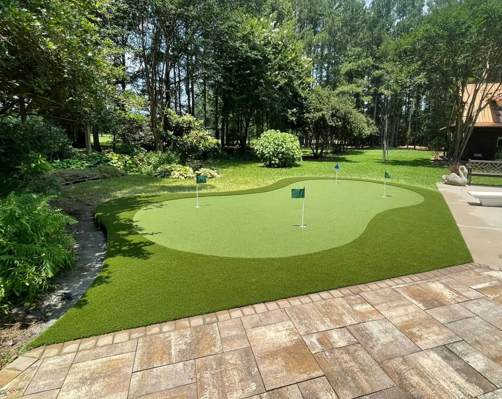 Traditional Putting Green